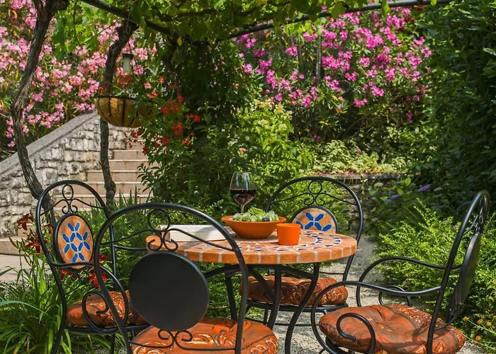 Franka Villa Nedeščina